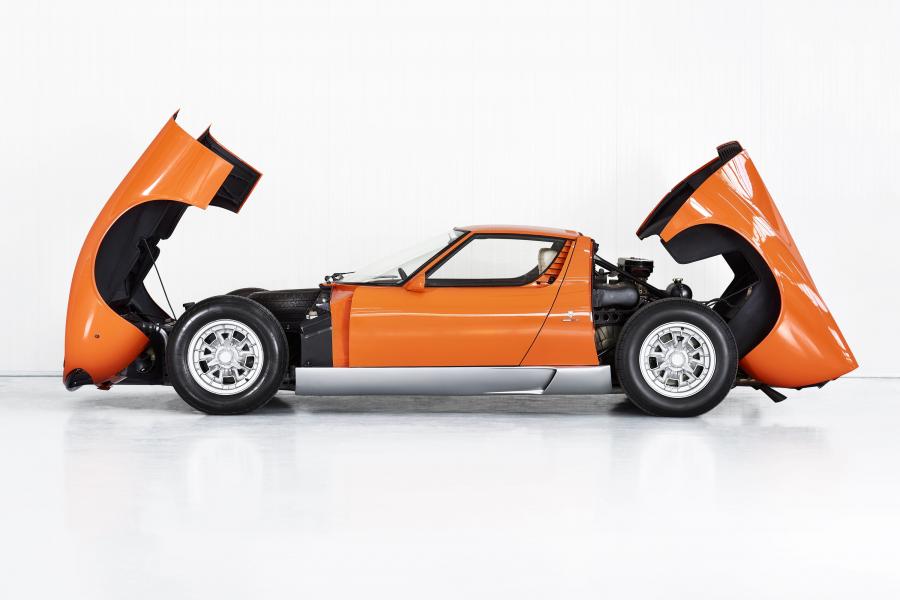  Lamborghini Miura P400 (3586) 1969 года  (фото 6 из 9)